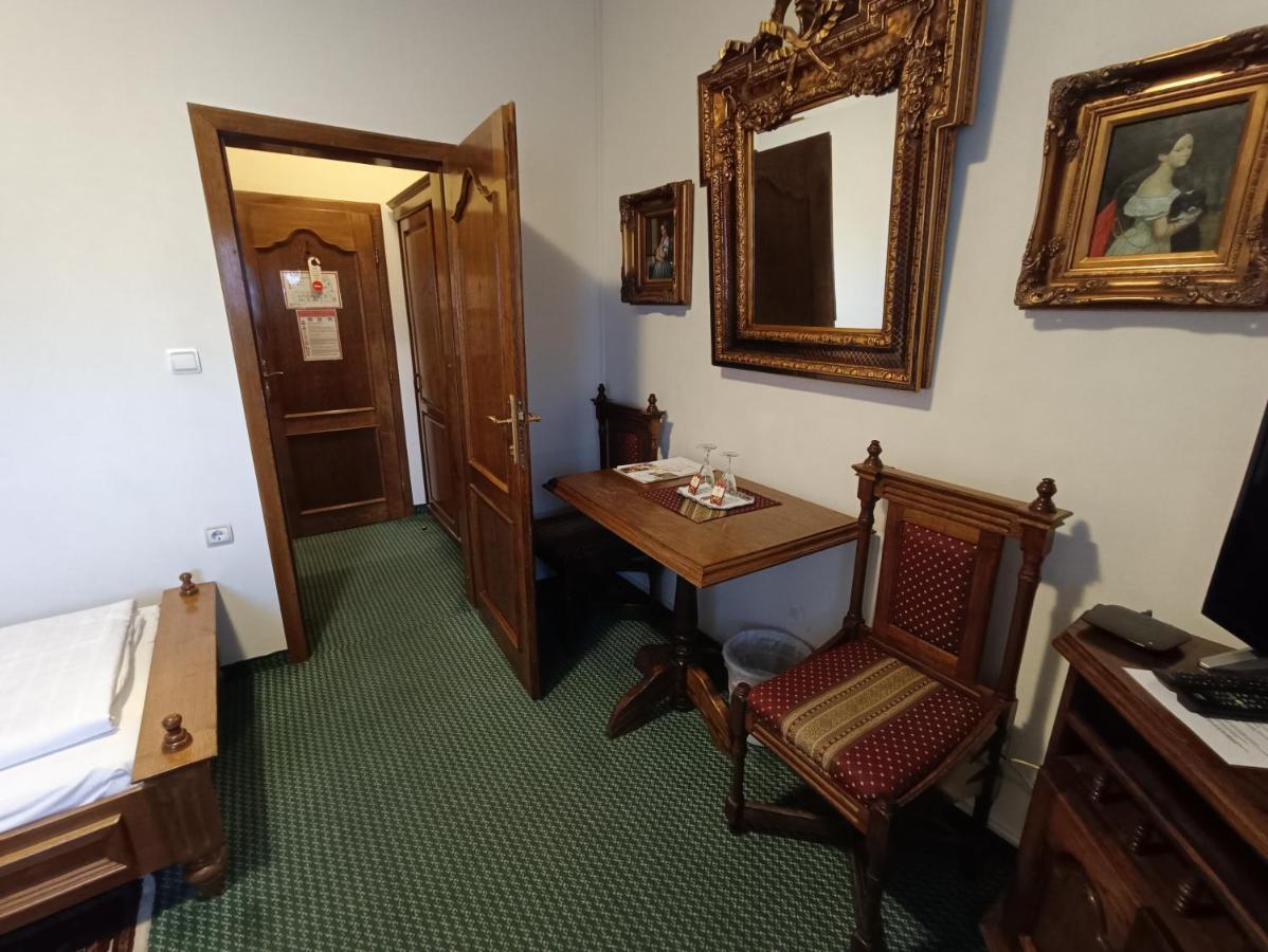 Hotel Razgorsek Velenje Kültér fotó