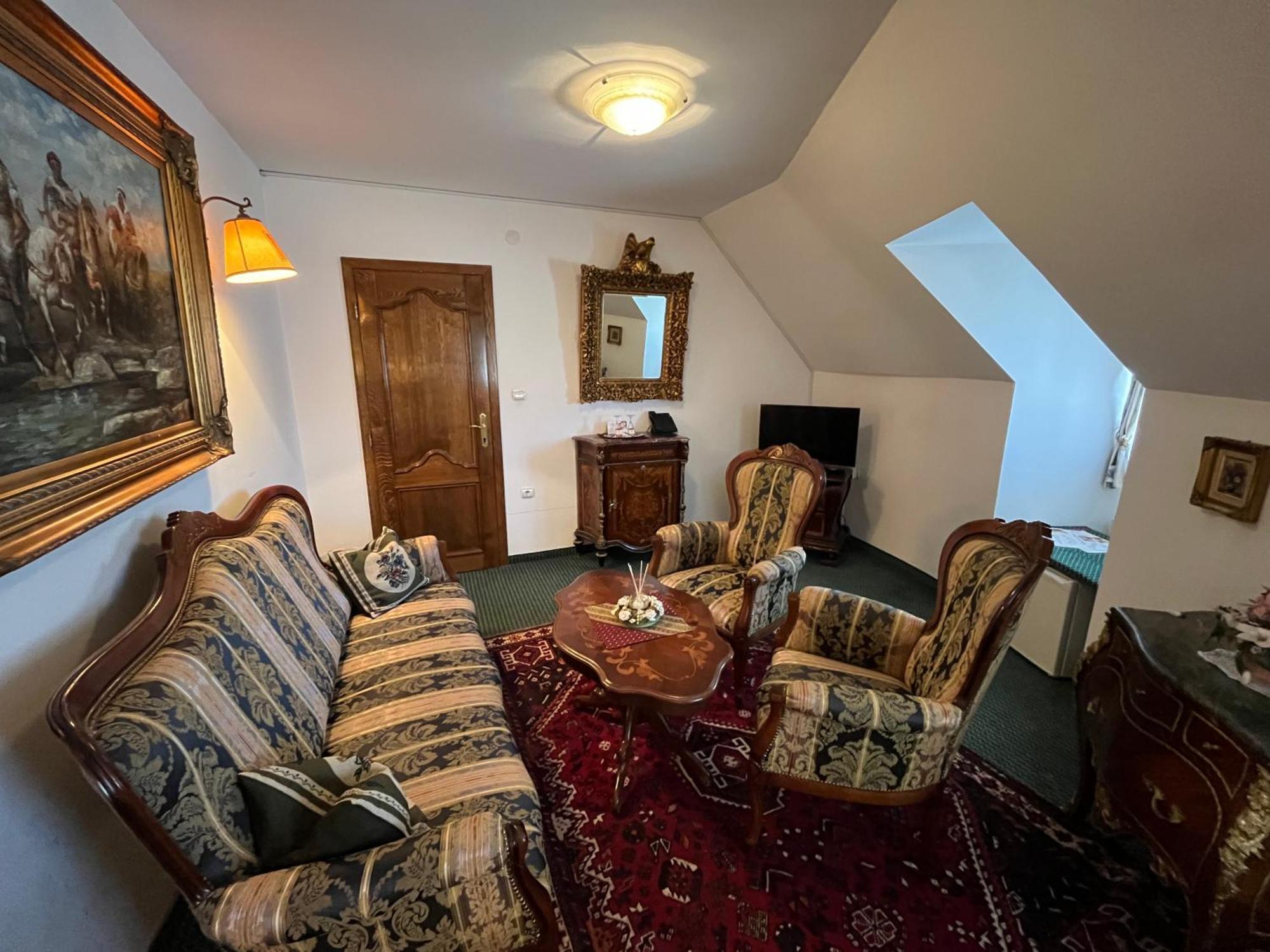 Hotel Razgorsek Velenje Kültér fotó